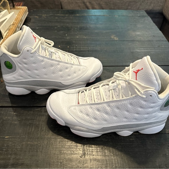 Size 11 - Air Jordan 13 Retro White Wolf Grey - Picture 4 of 9